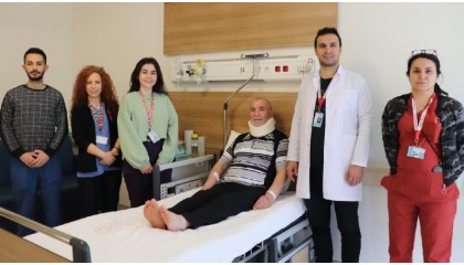 Paralyzed patient in Eskişehir regained her health after vascular correction surgery